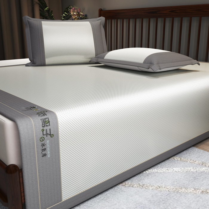 91家纺网 家纺一手货源 找家纺 yyds网供 2026新款碳光绣花冰藤席夏季冰丝席空调软席可水洗折叠凉席 绣花素雅-银灰