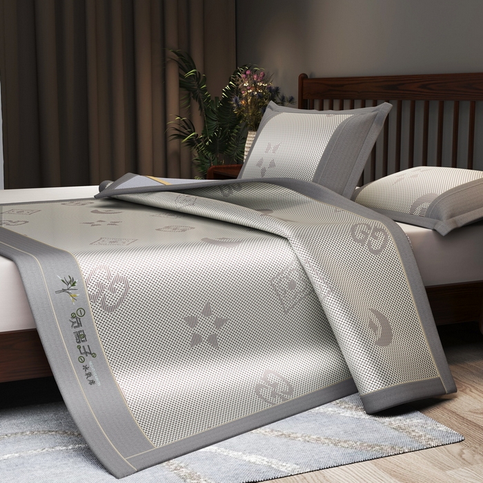 91家纺网 家纺一手货源 找家纺 yyds网供 2026新款碳光绣花冰藤席夏季冰丝席空调软席可水洗折叠凉席 绣花星月-银灰