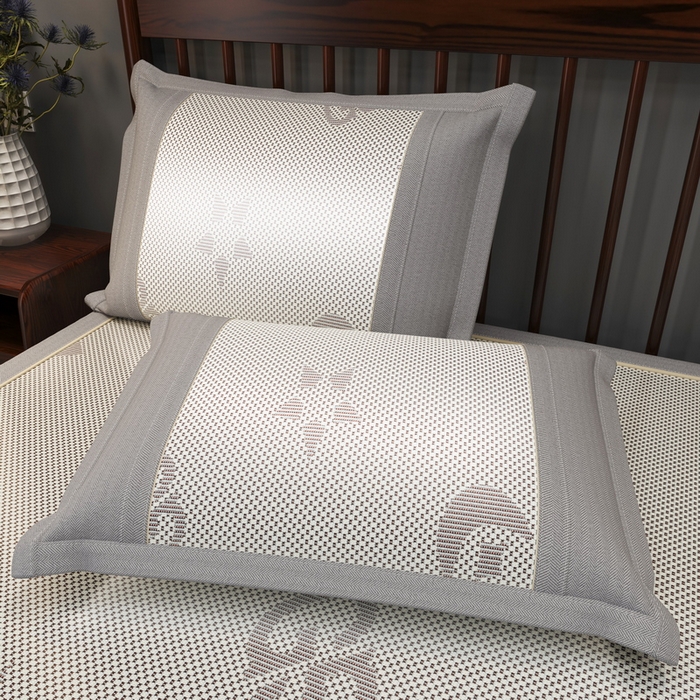 91家纺网 家纺一手货源 找家纺 yyds网供 2026新款碳光绣花冰藤席夏季冰丝席空调软席可水洗折叠凉席 绣花星月-银灰