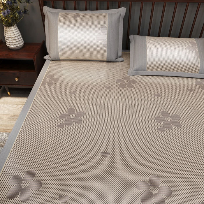 91家纺网 家纺一手货源 找家纺 yyds网供 2026新款碳光绣花冰藤席夏季冰丝席空调软席可水洗折叠凉席 绣花樱花-香槟