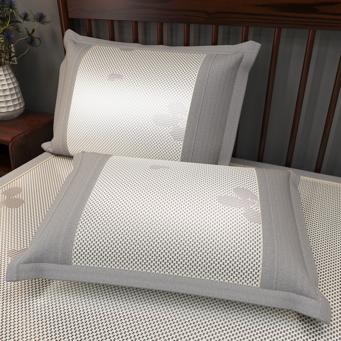 91家纺网 家纺一手货源 找家纺 yyds网供 2026新款碳光绣花冰藤席夏季冰丝席空调软席可水洗折叠凉席 绣花樱花-银灰