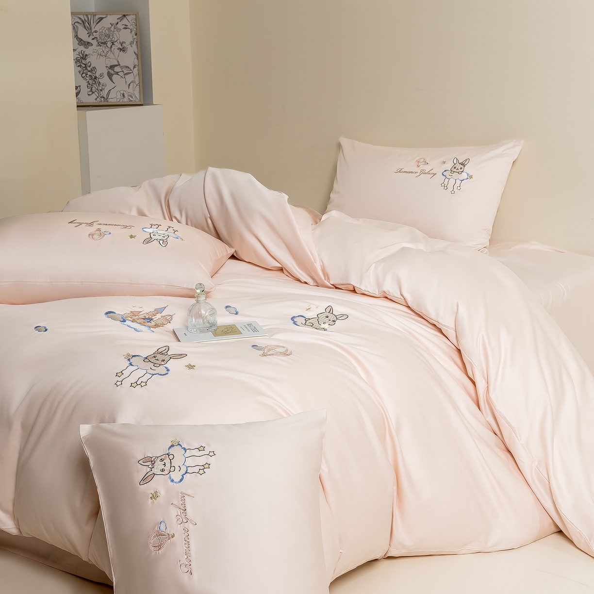 91家纺网 家纺一手货源 找家纺 （总）绒掌柜家纺（品质焕新） 2026新款100S长绒棉纯棉精密刺绣四件套-云境系列-版权产品-礼盒装