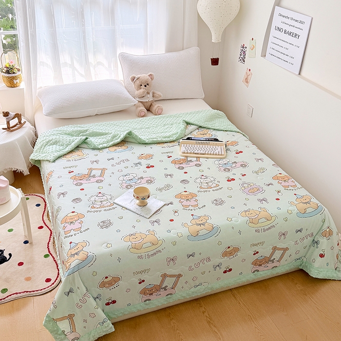 91家纺网 家纺一手货源 找家纺 丫丫家纺 2026新款Ａ类豆豆被有氨凉感丝冰豆豆夏被卡通印花双面凉感丝（含氨纶）夏凉被空调被子 奶芙萌宠绿‌