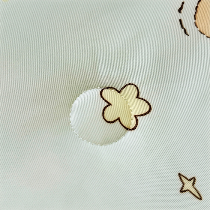 91家纺网 家纺一手货源 找家纺 丫丫家纺 2026新款Ａ类豆豆被有氨凉感丝冰豆豆夏被卡通印花双面凉感丝（含氨纶）夏凉被空调被子 奶芙萌宠绿‌