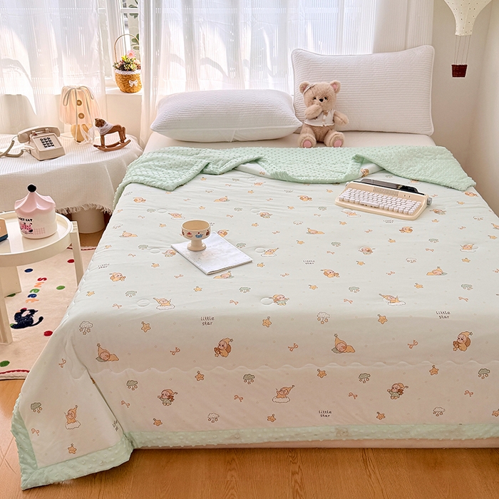 91家纺网 家纺一手货源 找家纺 丫丫家纺 2026新款Ａ类豆豆被有氨凉感丝冰豆豆夏被卡通印花双面凉感丝（含氨纶）夏凉被空调被子 奶绿星星