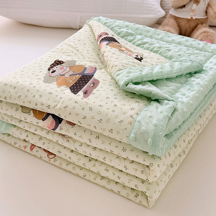 91家纺网 家纺一手货源 找家纺 丫丫家纺 2026新款Ａ类豆豆被有氨凉感丝冰豆豆夏被卡通印花双面凉感丝（含氨纶）夏凉被空调被子 碎花裙