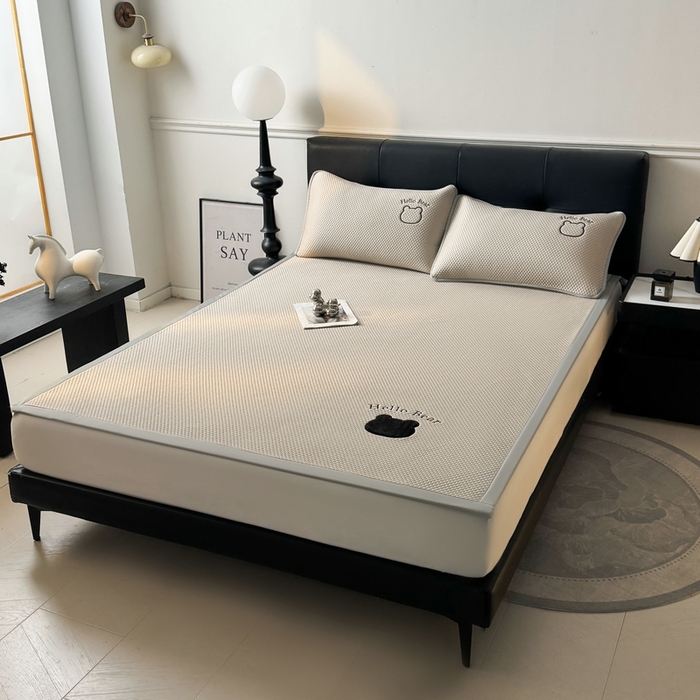 91家纺网 家纺一手货源 找家纺 （总）梵朴 2026新款凉感PE冰豆豆贴布绣凉席-升级抗起球