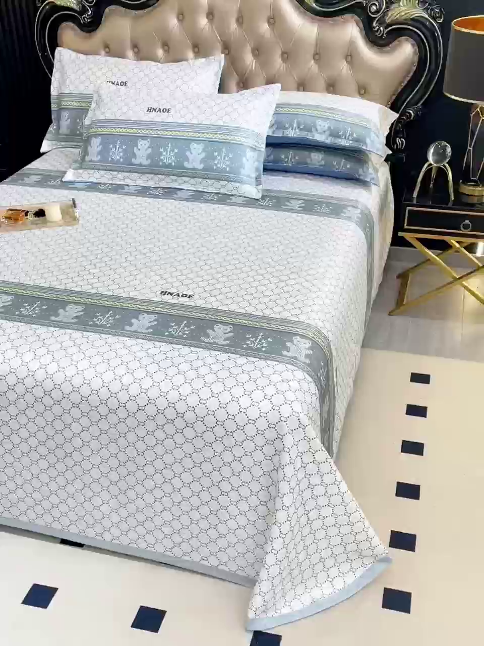 91家纺网 家纺一手货源 找家纺 坦客毯业 2026新款印花冰丝席三件套斜纹加厚冰丝凉席夏凉子 贵族风范