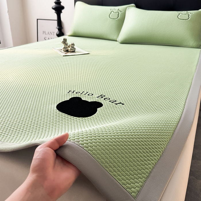 梵朴 2026新款凉感PE冰豆豆贴布绣凉席-升级抗起球 八宝熊-绿