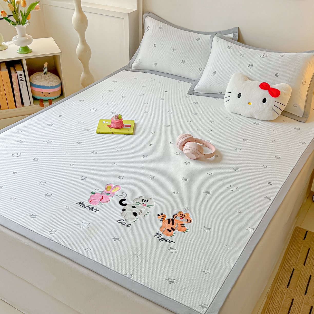 91家纺网 家纺一手货源 找家纺 （总）多乐家纺 2026新款星辰系列PE提花凉感豆豆卡通刺绣大包边复合凉席