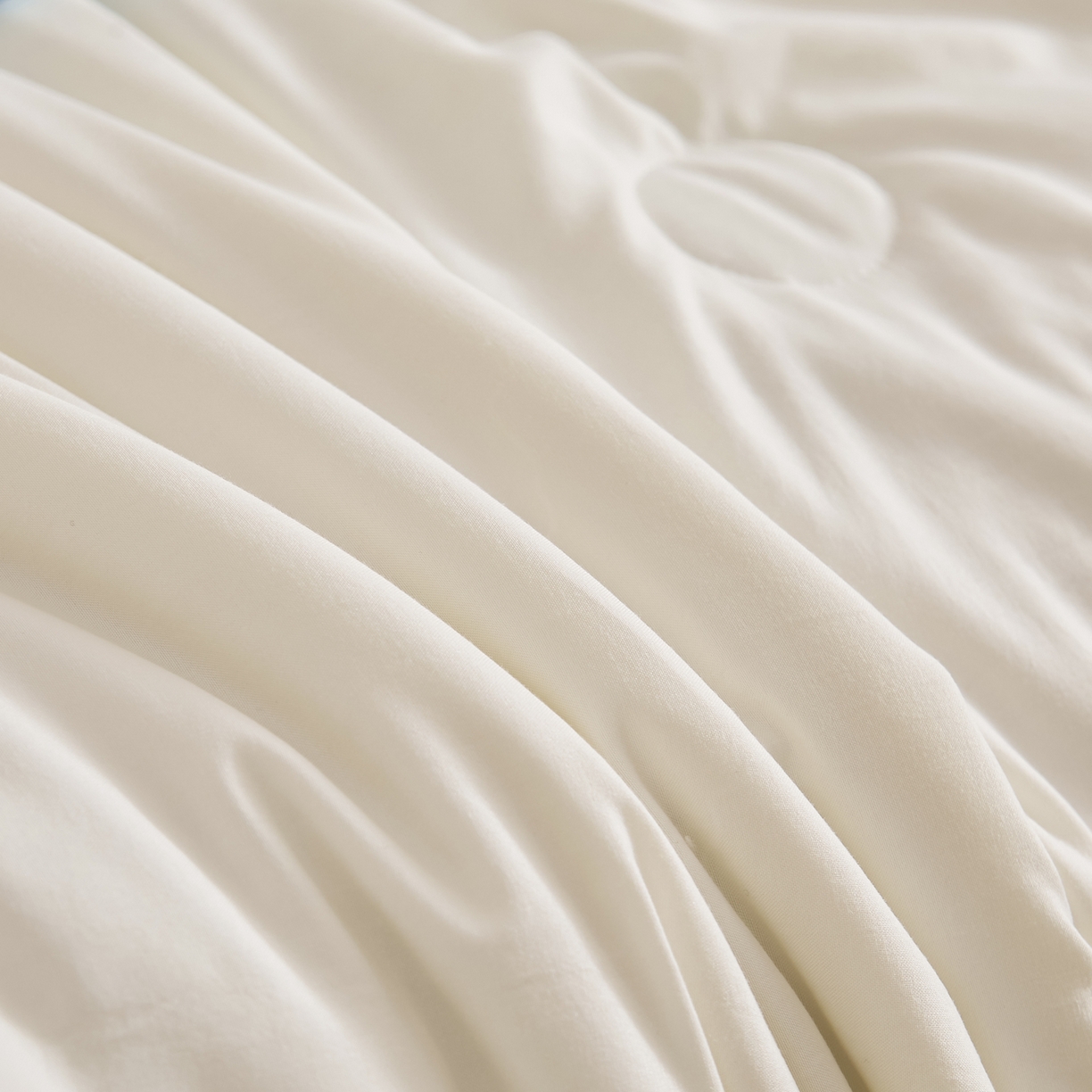 91家纺网 家纺一手货源 找家纺 初相识被业 2026春夏新款A类水洗棉纯色双拼新疆棉花被夏被夏凉被空调被 新疆棉云朵白拼蓝