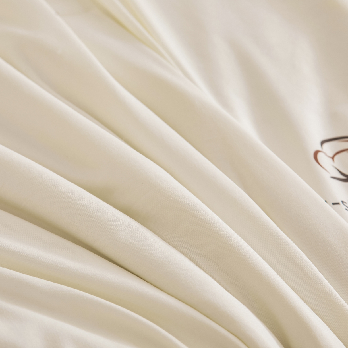 91家纺网 家纺一手货源 找家纺 初相识被业 2026春夏新款A类水洗棉纯色双拼新疆棉花被夏被夏凉被空调被 新疆棉云朵白拼灰