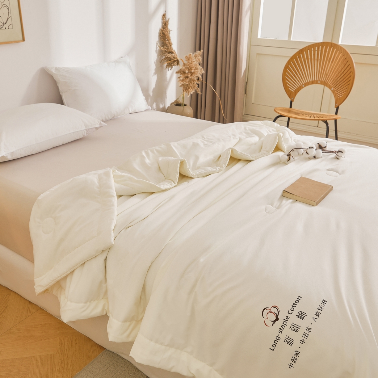 91家纺网 家纺一手货源 找家纺 初相识被业 2026春夏新款A类水洗棉纯色双拼新疆棉花被夏被夏凉被空调被 新疆棉云朵白