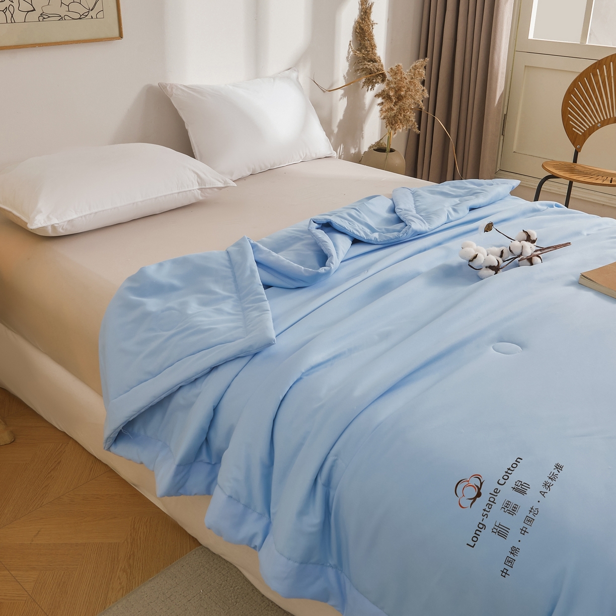91家纺网 家纺一手货源 找家纺 初相识被业 2026春夏新款A类水洗棉纯色双拼新疆棉花被夏被夏凉被空调被 新疆棉天空蓝