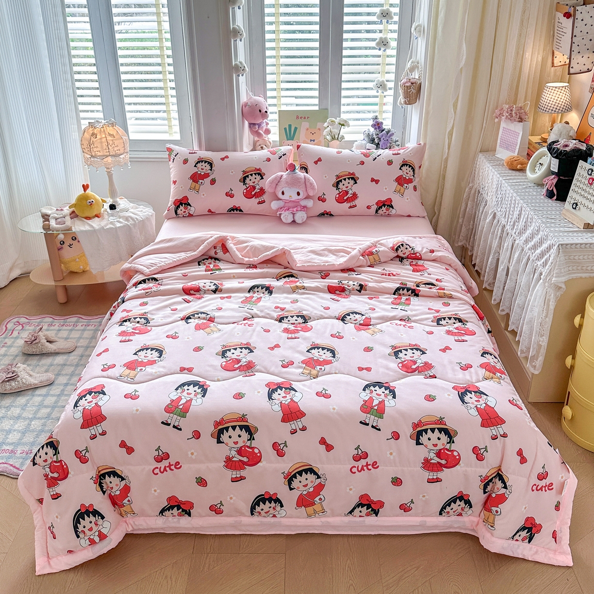 91家纺网 家纺一手货源 找家纺 优卡迪家纺馆 2026新款水洗云朵棉夏被四件套下载文件包含买家秀 草莓女孩