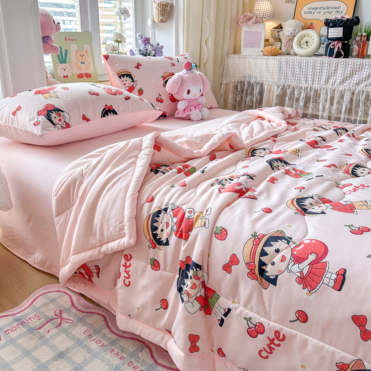 91家纺网 家纺一手货源 找家纺 优卡迪家纺馆 2026新款水洗云朵棉夏被四件套下载文件包含买家秀 草莓女孩