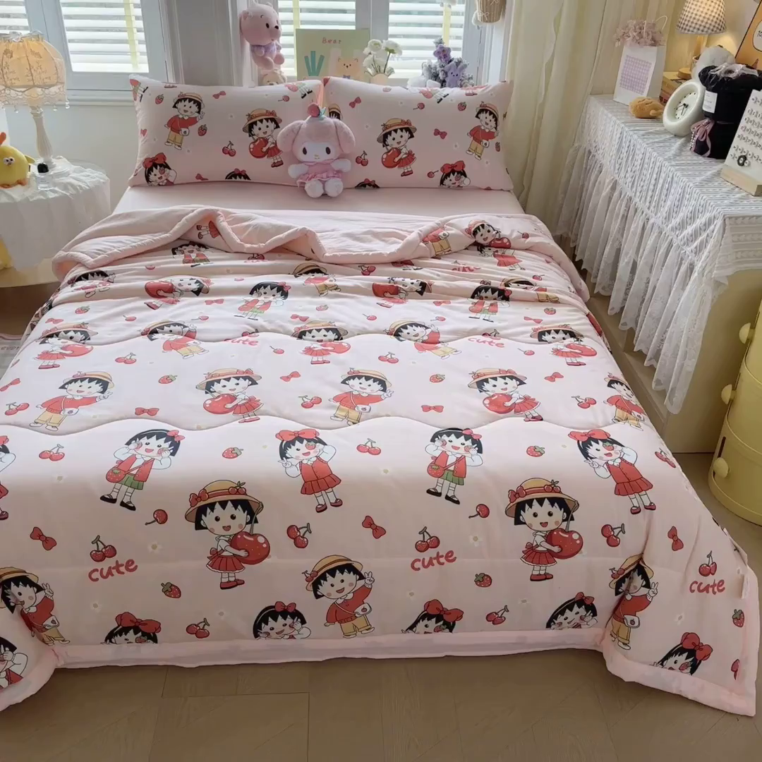 91家纺网 家纺一手货源 找家纺 优卡迪家纺馆 2026新款水洗云朵棉夏被四件套下载文件包含买家秀 草莓女孩