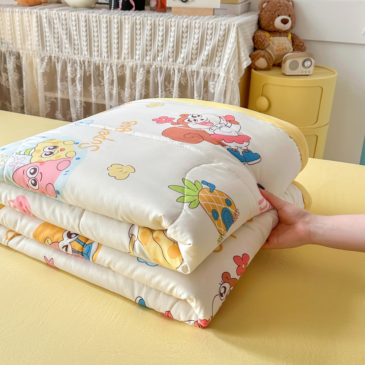 91家纺网 家纺一手货源 找家纺 优卡迪家纺馆 2026新款水洗云朵棉夏被四件套下载文件包含买家秀 海绵宝宝