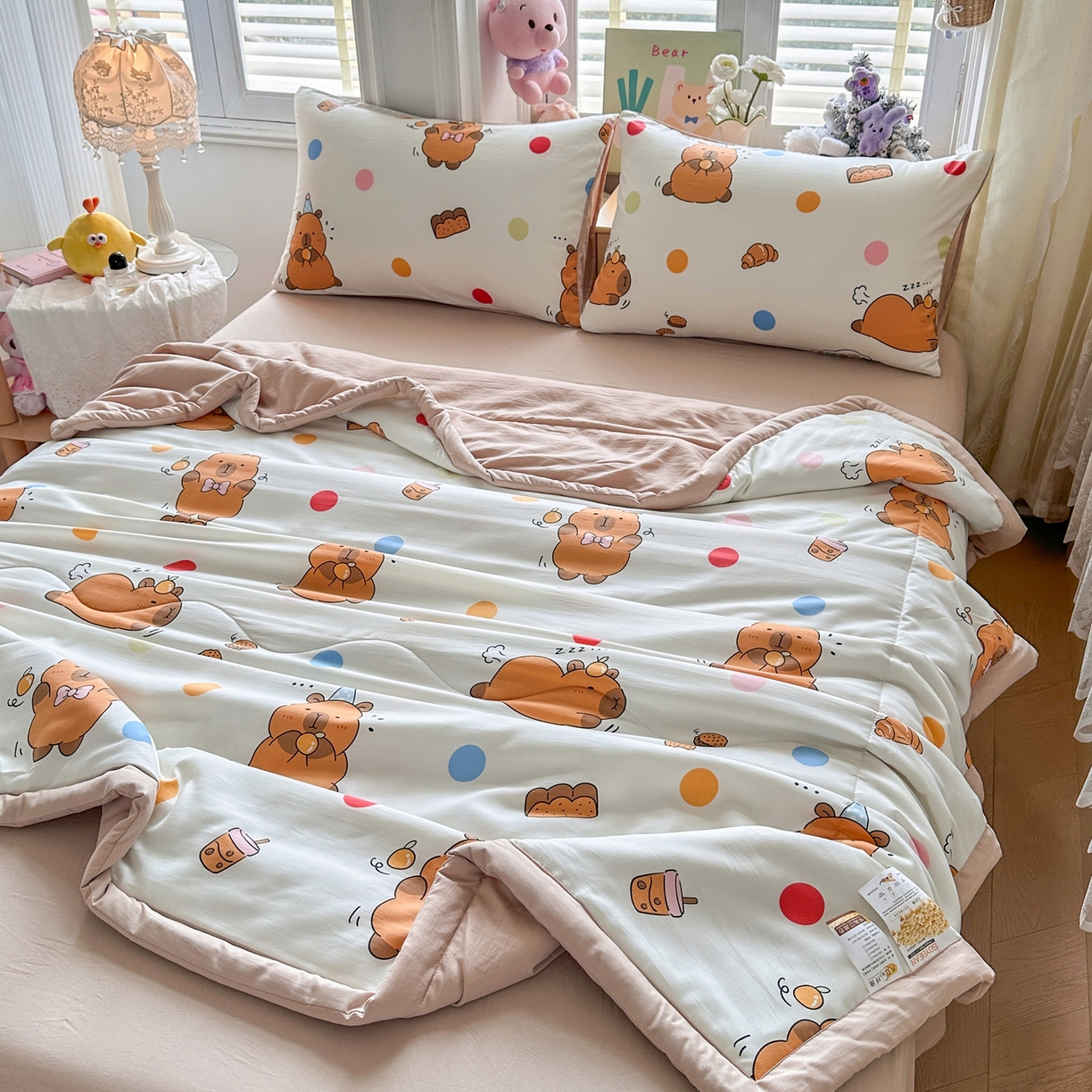 91家纺网 家纺一手货源 找家纺 优卡迪家纺馆 2026新款水洗云朵棉夏被四件套下载文件包含买家秀 卡皮巴拉