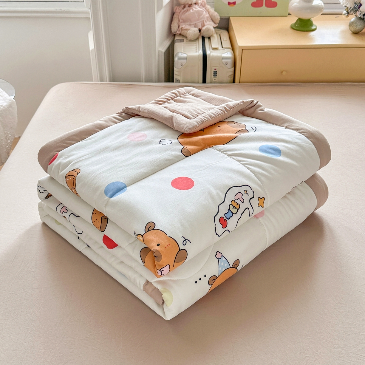 91家纺网 家纺一手货源 找家纺 优卡迪家纺馆 2026新款水洗云朵棉夏被四件套下载文件包含买家秀 卡皮巴拉