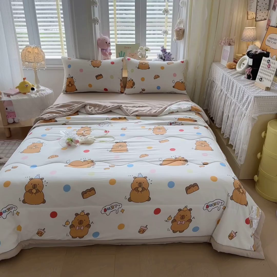 91家纺网 家纺一手货源 找家纺 优卡迪家纺馆 2026新款水洗云朵棉夏被四件套下载文件包含买家秀 卡皮巴拉