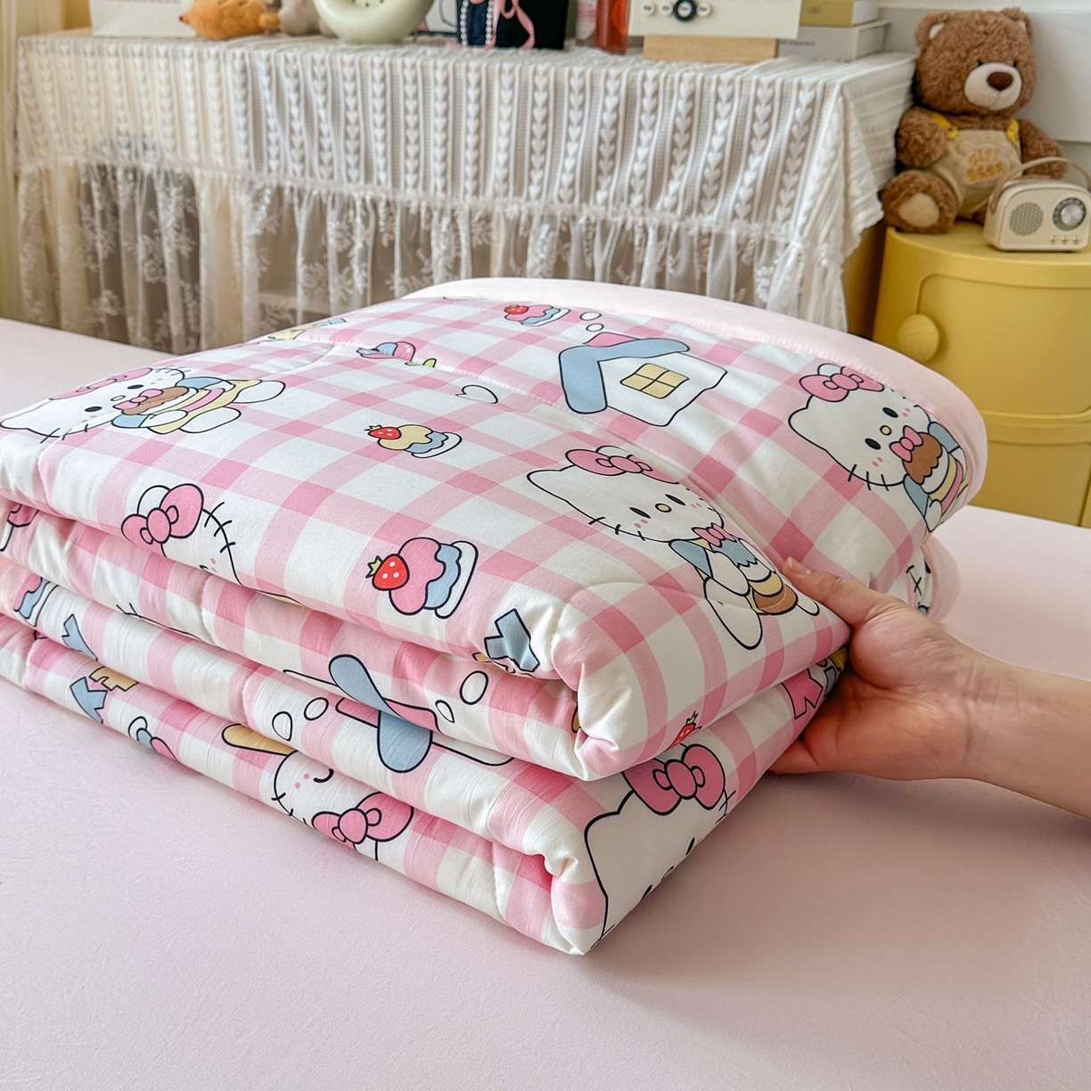 91家纺网 家纺一手货源 找家纺 优卡迪家纺馆 2026新款水洗云朵棉夏被四件套下载文件包含买家秀 甜梦小喵