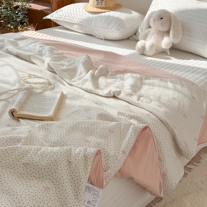 91家纺网 家纺一手货源 找家纺 大彩家居 2026新款全棉双层纱凉感夏被 法式蝴蝶结