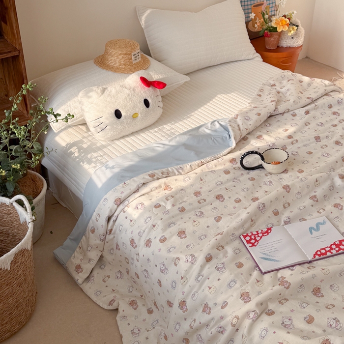 91家纺网 家纺一手货源 找家纺 大彩家居 2026新款全棉双层纱凉感夏被 萌宠派对