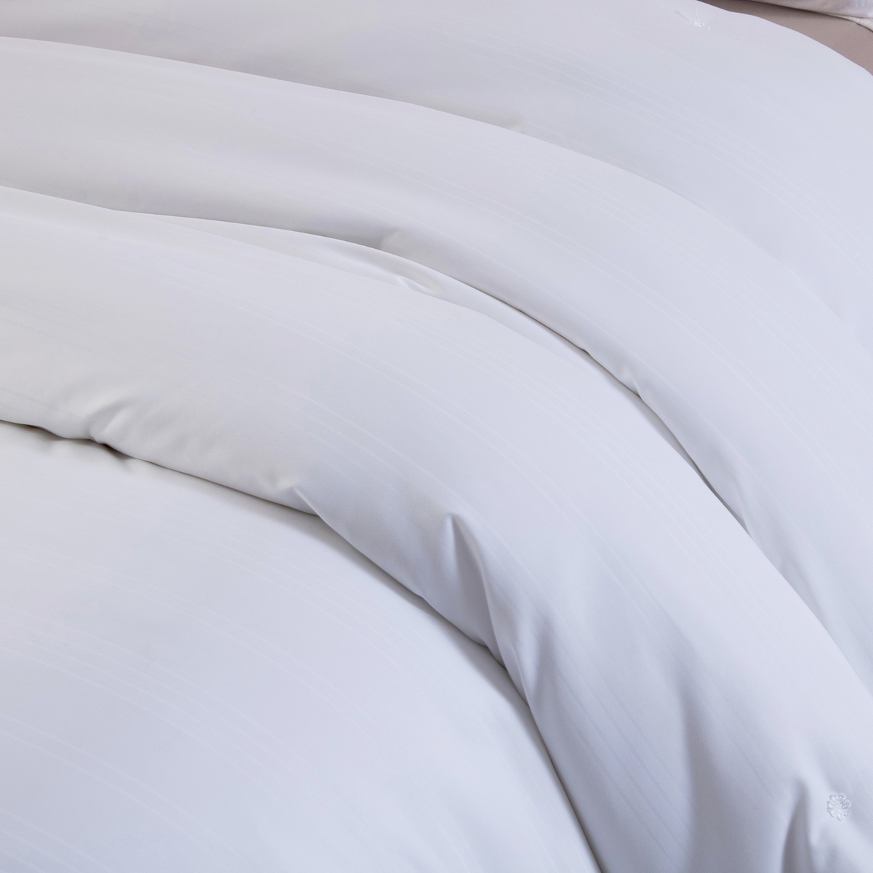 91家纺网 家纺一手货源 找家纺 禹祥家纺 2026新款爆款手工蚕丝被直播春秋被宿舍冬被子母被被子被芯拉链款 白色