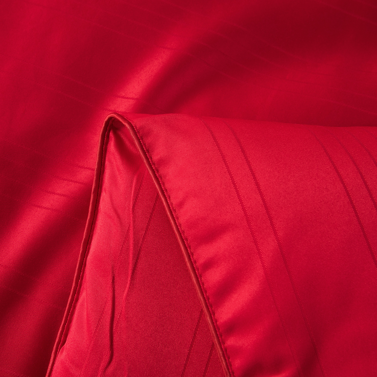 91家纺网 家纺一手货源 找家纺 禹祥家纺 2026新款爆款手工蚕丝被直播春秋被宿舍冬被子母被被子被芯拉链款 红色