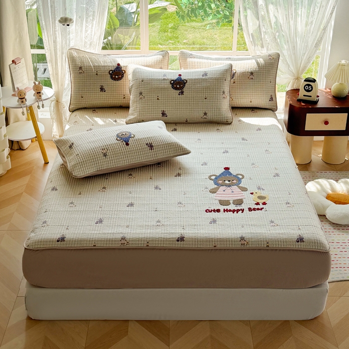 91家纺网 家纺一手货源 找家纺 恋佳居 2026新款毛巾绣古法棉单品床盖床盖单件 格趣萌熊