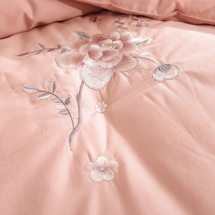 91家纺网 家纺一手货源 找家纺 禹祥家纺 2026新款60支长绒棉蚕丝被被芯春秋被冬被 被子被芯 宫廷小调-玉色