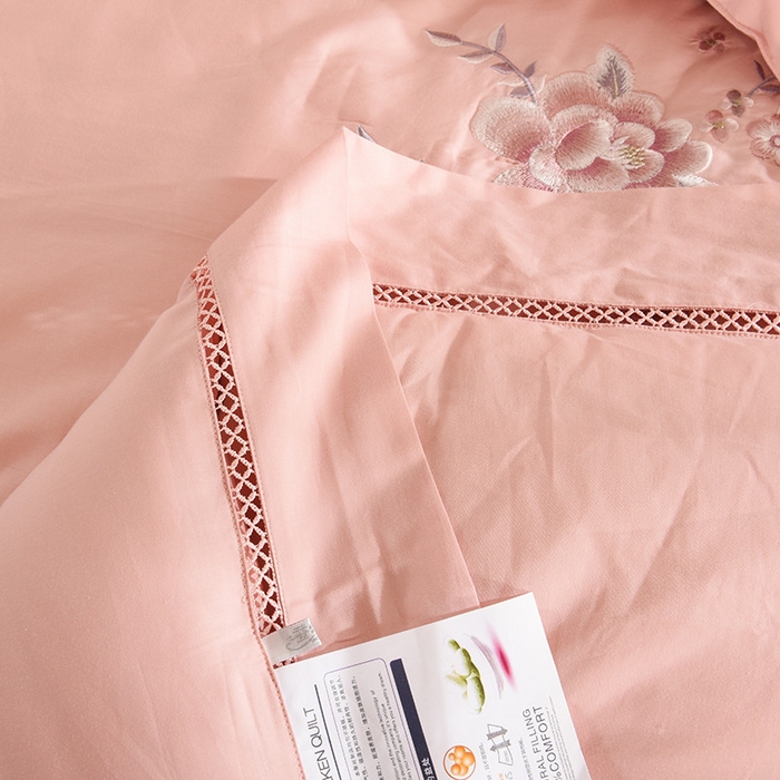 91家纺网 家纺一手货源 找家纺 禹祥家纺 2026新款60支长绒棉蚕丝被被芯春秋被冬被 被子被芯 宫廷小调-玉色