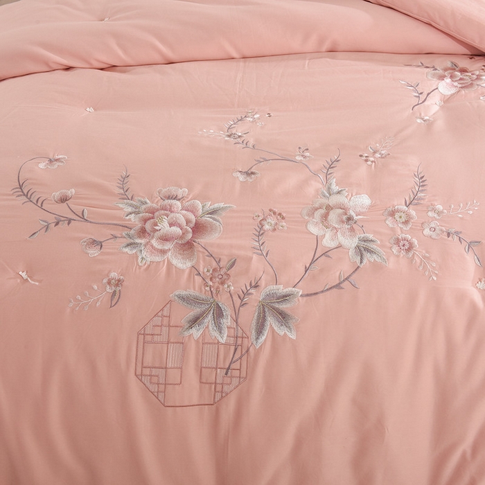 91家纺网 家纺一手货源 找家纺 禹祥家纺 2026新款60支长绒棉蚕丝被被芯春秋被冬被 被子被芯 宫廷小调-玉色