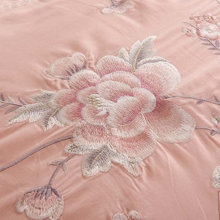 91家纺网 家纺一手货源 找家纺 禹祥家纺 2026新款60支长绒棉蚕丝被被芯春秋被冬被 被子被芯 宫廷小调-玉色