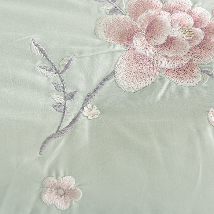 91家纺网 家纺一手货源 找家纺 禹祥家纺 2026新款60支长绒棉蚕丝被被芯春秋被冬被 被子被芯 宫廷小调-浅绿