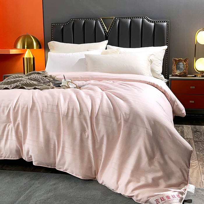 91家纺网 家纺一手货源 找家纺 禹祥家纺 2026新款全棉蚕丝被被子被芯冬被子母被提花蚕丝被 被子被芯 轻轻语录玉色