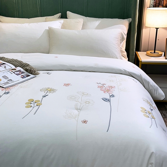 91家纺网 家纺一手货源 找家纺 禹祥家纺 2026新款全棉蚕丝被被子被芯冬被子母被提花蚕丝被 被子被芯 伊人白