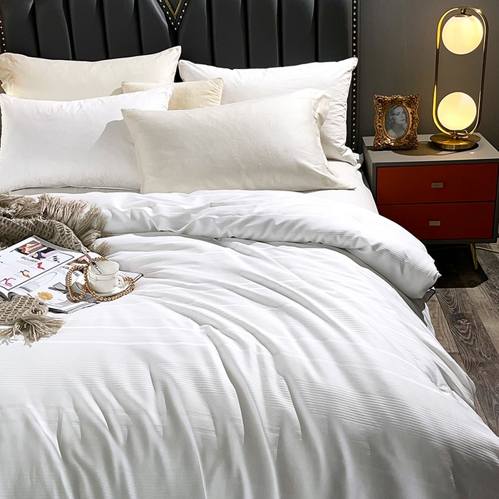 91家纺网 家纺一手货源 找家纺 禹祥家纺 2026新款全棉蚕丝被被子被芯冬被子母被提花蚕丝被 被子被芯 轻轻语录白色