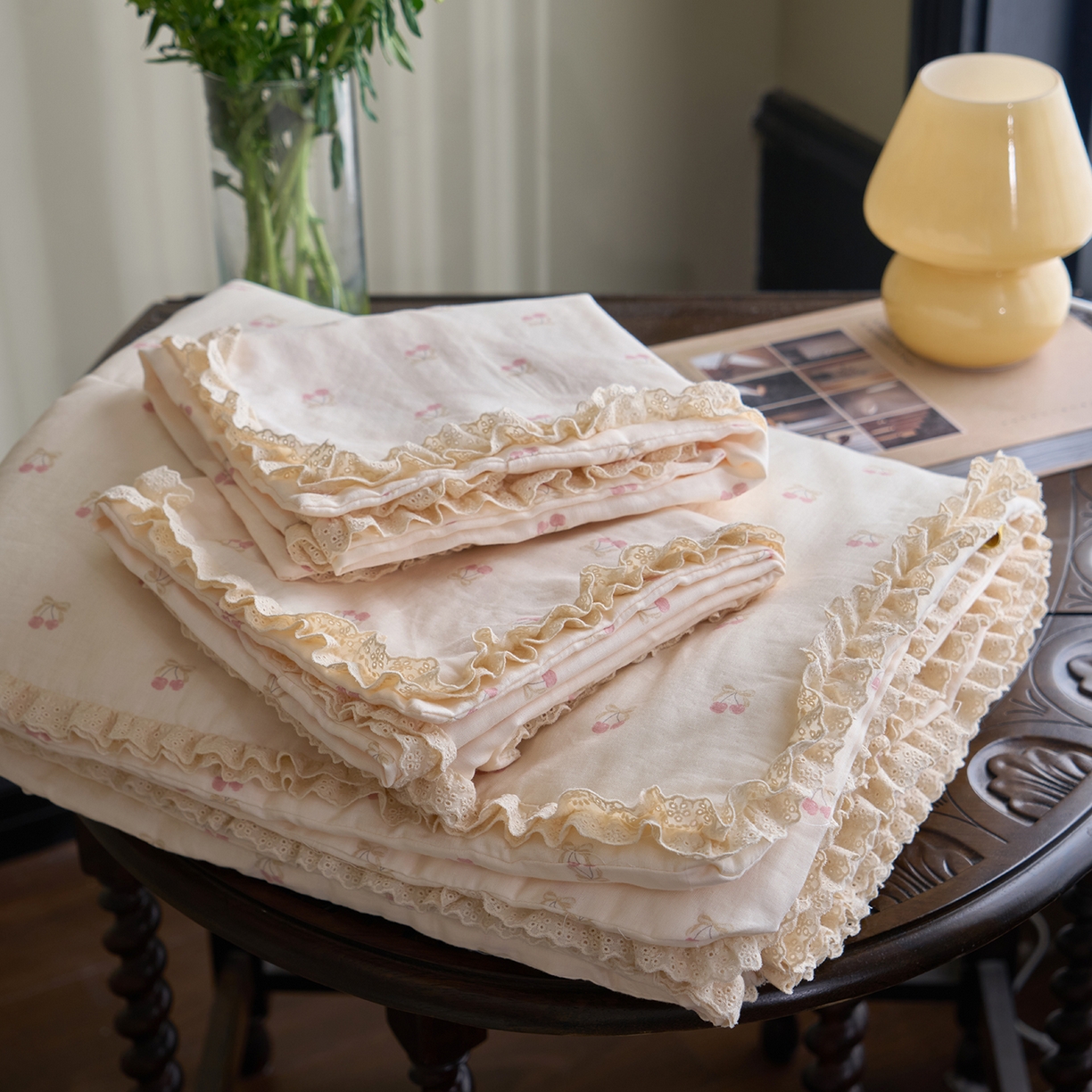 洋铭区（原狠狠爱） 2026新款双层纱皱皱花边夏被夏凉被空调被三件套 果子红红