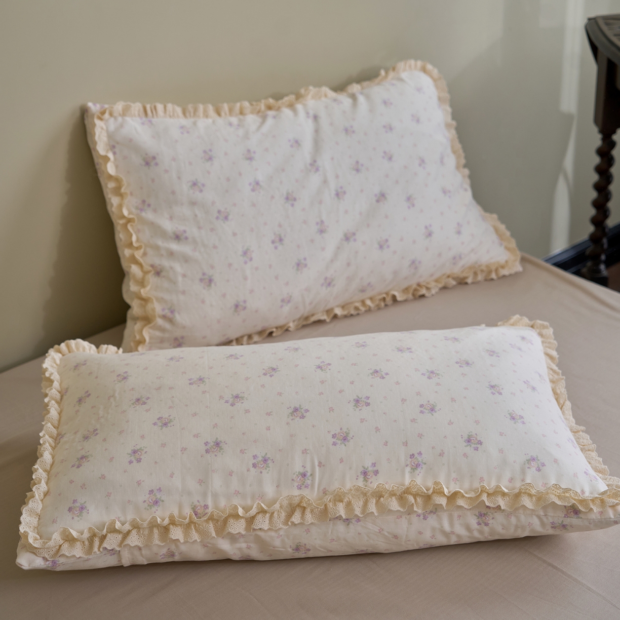 91家纺网 家纺一手货源 找家纺 洋铭区（原狠狠爱） 2026新款双层纱皱皱花边夏被夏凉被空调被三件套 酱紫花