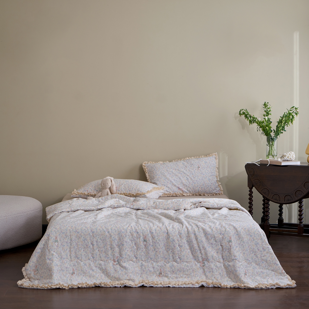 91家纺网 家纺一手货源 找家纺 洋铭区（原狠狠爱） 2026新款双层纱皱皱花边夏被夏凉被空调被三件套 香甜紫兔