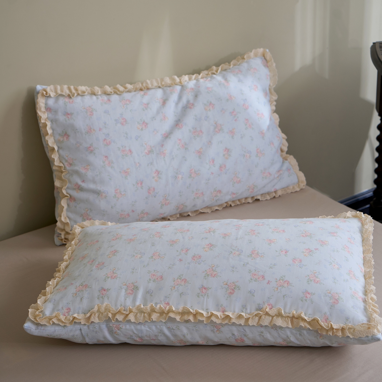 91家纺网 家纺一手货源 找家纺 洋铭区（原狠狠爱） 2026新款双层纱皱皱花边夏被夏凉被空调被三件套 知韵兰花