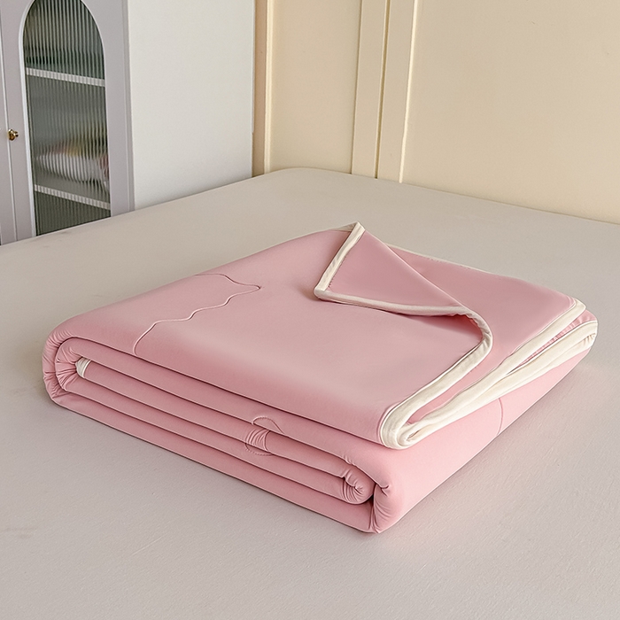 91家纺网 家纺一手货源 找家纺 （总）柏薇 2026新款食品级硅胶A类高纯锦氨凉感夏被奶嘴同源材质食品级