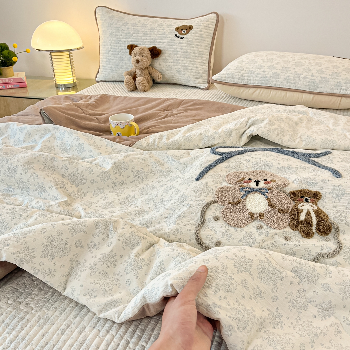 91家纺网 家纺一手货源 找家纺 老帅的工厂店 2026新款云感双层纱毛巾绣床盖单品床盖床盖单件 绒绒熊