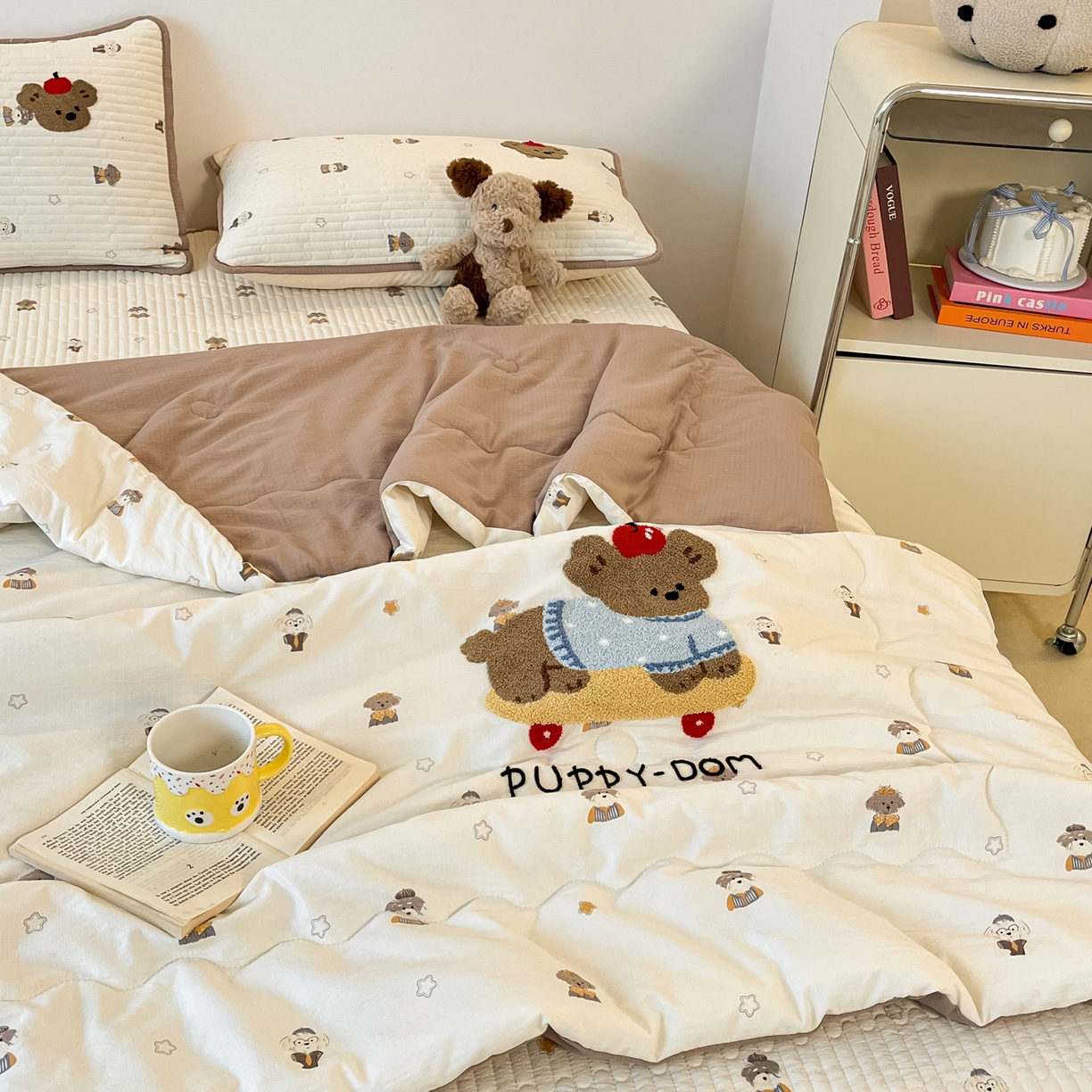 91家纺网 家纺一手货源 找家纺 老帅的工厂店 2026新款云感双层纱毛巾绣床盖单品床盖床盖单件 小狗滑板日