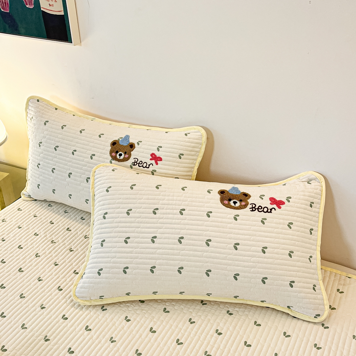 91家纺网 家纺一手货源 找家纺 老帅的工厂店 2026新款云感双层纱毛巾绣床盖单品床盖床盖单件 小熊彩虹派对