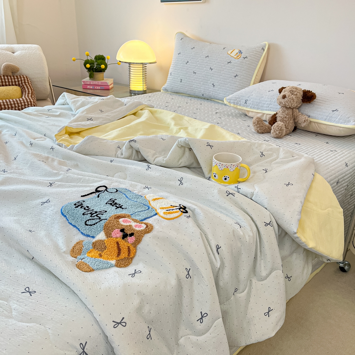 91家纺网 家纺一手货源 找家纺 老帅的工厂店 2026新款云感双层纱毛巾绣床盖单品床盖床盖单件 小熊牛仔包