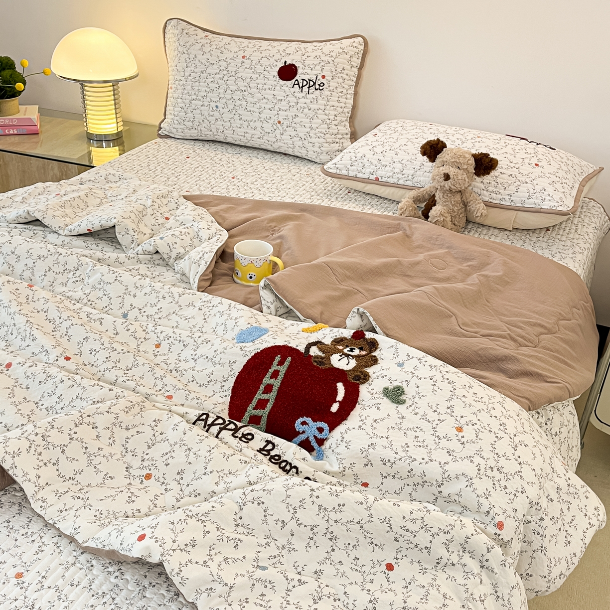 91家纺网 家纺一手货源 找家纺 老帅的工厂店 2026新款云感双层纱毛巾绣床盖单品床盖床盖单件 元气苹果熊