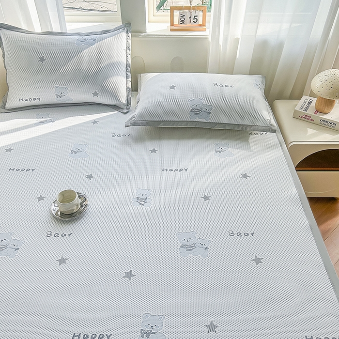 91家纺网 家纺一手货源 找家纺 （总）柏薇 2026新款A类乙纶PE卡通刺绣凉豆豆席 小红书爆款